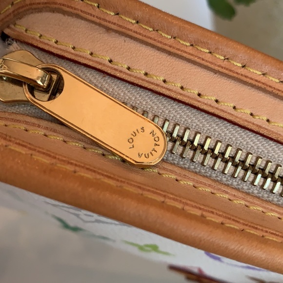 Louis Vuitton White Multicolore Shirley Clutch - Picture 9 of 14